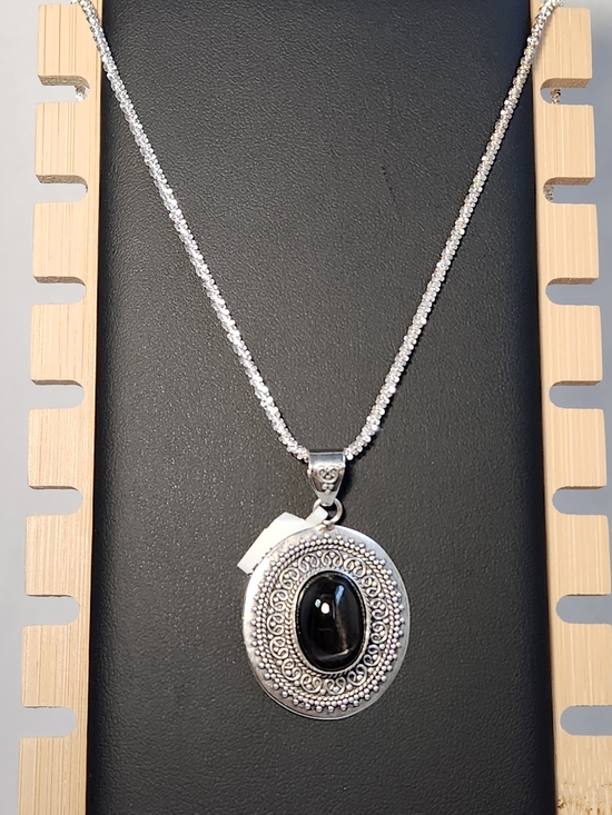 Estate Jewelry - Devious! VID! Natural Black Star Diopside Bali Pendant W/ D Cut 925 Italy 20"